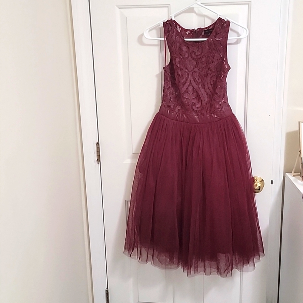 midi maroon dress